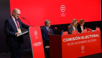 LAS ROZAS (MADRID) 16/12/2024.- Rafael Louzán interviene después de ser elegido nuevo presidente de la Real Federación Española de Fútbol (RFEF) en unas elecciones celebradas en la Ciudad del Fútbol de Las Rozas, Madrid, este lunes. EE/ Zipi