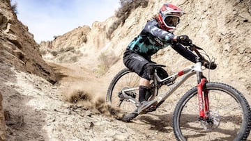 Yoann Barelli, piloto de MTB de Commencal, durante la parada en Northstar (California, Estados Unidos) de las Enduro World Series (EWS). 