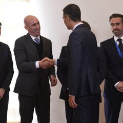 Moncloa recibió a las campeonas del mundo de fútbol femenino Sub-17