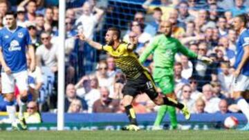 Layún marcó el gol mexicano 50 en la Premier League