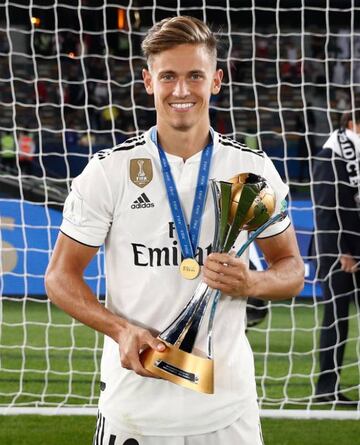 Marcos Llorente, con el trofeo del Mundial de Clubes.