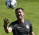 Simeone tiene a Adrián como recambio de Diego Costa