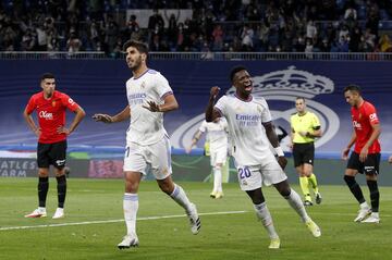 2-0. Marcos Asensio celebra el segundo gol.