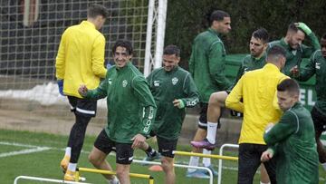 17/03/22 
 ELCHE 
 ENTRENAMIENTO 
 PERE MILLA  PIATTI 