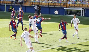 Jugada del gol anulado a Sergio Ramos por fuera de juego.