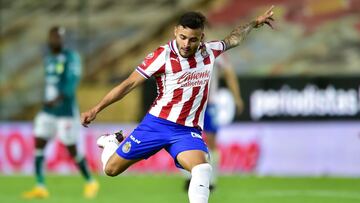 Chivas está de regreso. Luego del descanso por las celebraciones de Año Nuevo, el plantel rojiblanco se reportó este sábado en las instalaciones de Verde Valle.