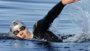 <strong>RETO CONSEGUIDO. David Meca consiguió el reto del triple cruce del Estrecho de Gibraltar a pesar de los problemas que le originaron las corrientes.</strong>