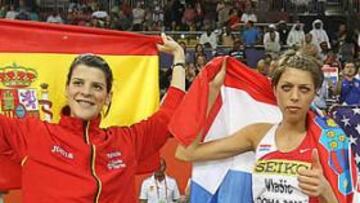 <b>EL PODIO DE DOHA. </b>De izquierda a derecha, la española Ruth Beitia (medalla de plata), la croata Blanka Vlasic (oro) y la estadounidense Chaunté Howard (bronce).