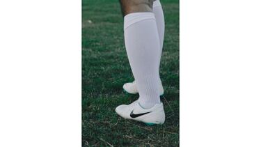 Estos calcetines Nike para fútbol vienen en cinco colores y tienen 4,700 opiniones en Amazon México