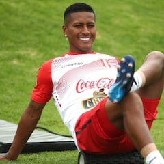 Baja en Perú: Aquino, fuera del juego ante Colombia por lesión