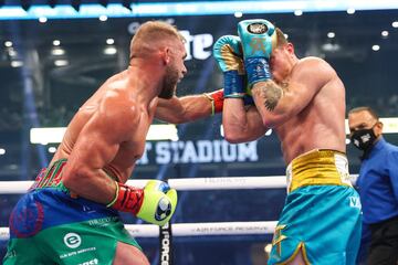 Así se vivio en fotos el combate entre Canelo Álvarez y Saunders