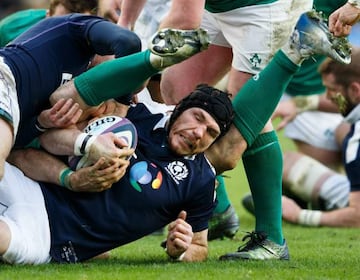 Tim Swinson of Scotland in action during the 6 Nations match Scotland vs Ireland in Edinburgh, Scotland