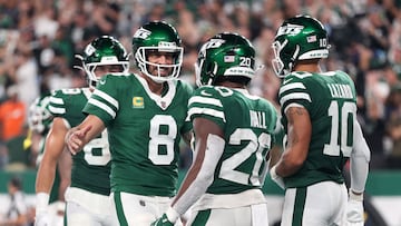 Aaron Rodgers and the New York Jets improved to 2-1 after a dominating win over the New England Patriots on Thursday Night from the Meadowlands.