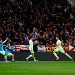 La carrera por el Balón de Oro se tiñe de azulgrana