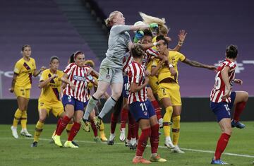 Las mejores im¨¢genes del Atl¨¦tico de Madrid - Barcelona de Champions League femenina