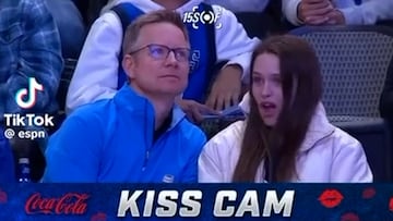 Cuando enfoca la Kiss Cam pueden pasar este tipo de cosas: el clip que acumula millones de visitas en TikTok