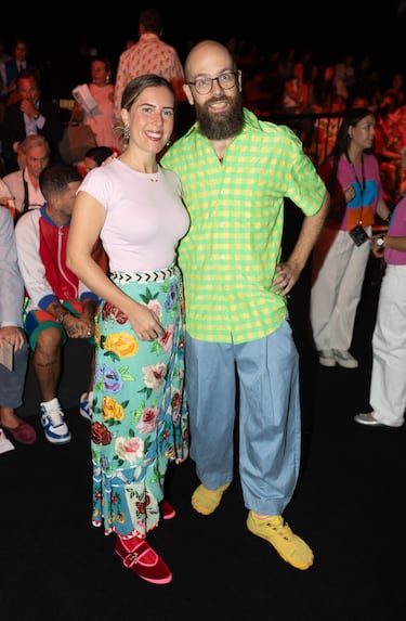 El hijo de Agatha Ruiz de la Prada, Tristán Ramírez, durante el desfile de Agatha Ruiz de la Prada, en la la 82º edición de Mercedes-Benz Fashion Week Madrid.
