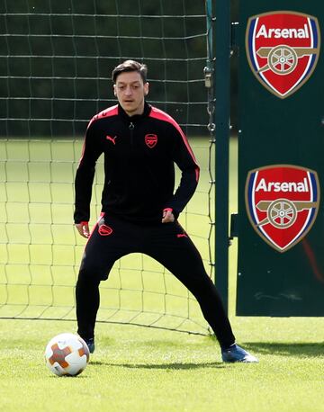 Mesut Özil.