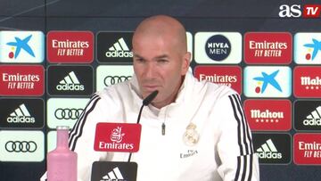 Zidane: "Seguro que Raúl entrenará algún día al Madrid"