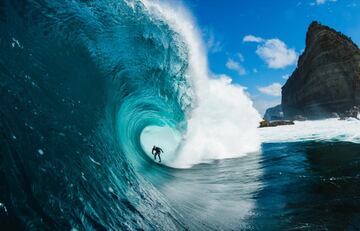 Finalista del Nikon Surf Photo of the Year 2019.