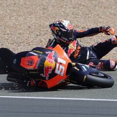 Acosta, sin magia, y Augusto hereda la victoria por su caída