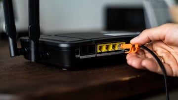 Prácticamente nadie lo sabe pero puedes conectar tu disco duro al router WiFi y descubrir funcionalidades más que interesantes