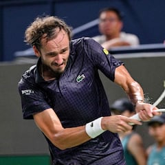 Medvedev alcanza la 40ª final de su carrera a costa de Duckworth