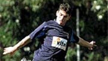 <b>UN SITIO</b>. Jonathan aspira a consagrarse en el equipo de Juande.