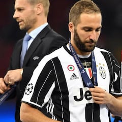 El hermano de Higuain, contra los 'mediocres' del Nápoles