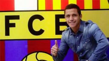 Alexis: "Llego al Barça para aprender de Messi y Xavi"
