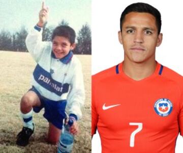 Alexis Sánchez es hincha de la U, jugó en Colo Colo y también ha vestido la camiseta de la UC como en la foto. 