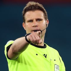 Brych pitará el Italia-España