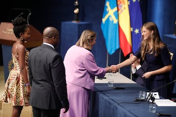 Representantes de Mary's Meals reciben  el Premio Princesa de Asturias 2023 de la concordia.