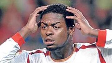 <b>BUSCAN UN COMPLEMENTO. </b>La idea de Monchi es fichar un centrocampista fuerte, con carácter defensivo, que guarde las espaldas a Romaric.