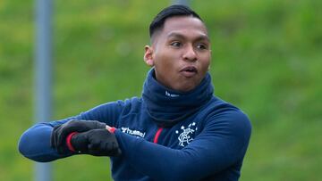 Alfredo Morelos durante un entrenamiento con Rangers.