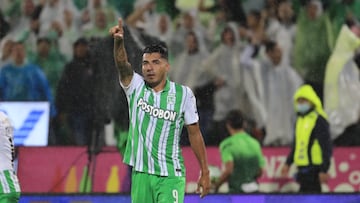 Jefferson Duque durante un partido con Atlético Nacional en Liga BetPlay.