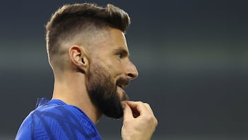 Soccer Football - FIFA World Cup Qatar 2022 - France Training - Al Sadd SC Stadium, Doha, Qatar - December 16, 2022 France's Olivier Giroud during training REUTERS/Bernadett Szabo