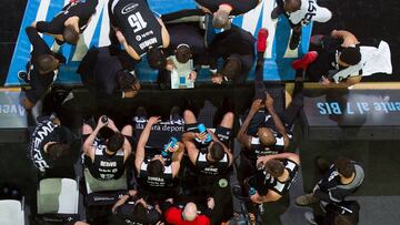 Tiempo muerto ante el Burgos el pasado domingo