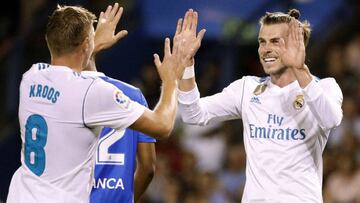 Kroos y Bale celebran uno de los goles del Real Madrid.
