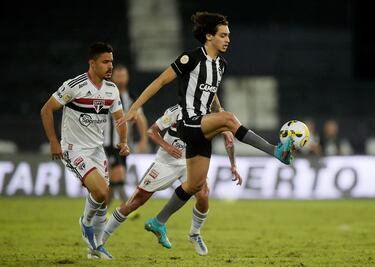 El Real Madrid sigue a Matheus