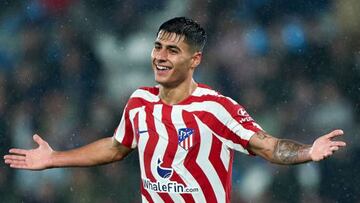 Carlos Martín celebra un gol ante la Ponferradina en el amistoso de ayer.