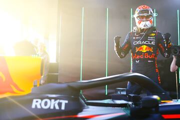 Alegría de Max Verstappen tras conseguir la victoria en el Gran Premio de Australia de la Fórmula 1.