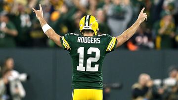 GREEN BAY, WI - SEPTEMBER 09: Aaron Rodgers #12 of the Green Bay Packers reacts after throwing a touchdown pass to Randall Cobb #18 during the fourth quarter of a game against the Chicago Bears at Lambeau Field on September 9, 2018 in Green Bay, Wisconsin.   Dylan Buell/Getty Images/AFP
 == FOR NEWSPAPERS, INTERNET, TELCOS &amp; TELEVISION USE ONLY ==