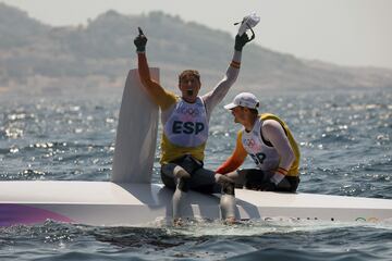 La pareja de 49er formada por Diego Botín y Florian Trittel le ha dado, el primer oro para España