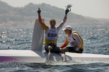 La pareja de 49er formada por Diego Botín y Florian Trittel le ha dado, el primer oro para España