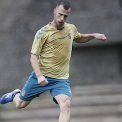 Ale Díez: “¿Petición a los Reyes? Está claro: ascender a Primera”