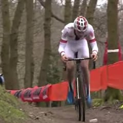 Van der Poel no cede: séptima victoria en la Copa del Mundo