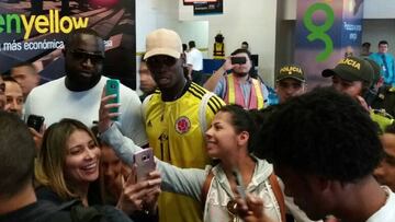 Pogba llega a Medellín y crea conmoción entre aficionados