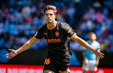 El descuento salva al Valencia