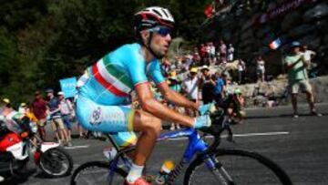 Nibali se descolgó en la subida a Cauterets.
